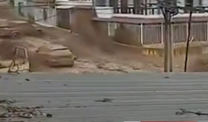 Aluviones en Tocopilla dejan entre 400 y 500 personas albergadas en Chile