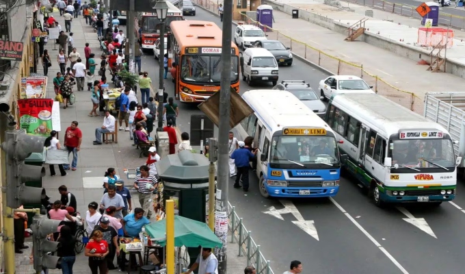 Transportistas dan 48 horas a Keiko Fujimori para atender sus demandas y evaluar paro