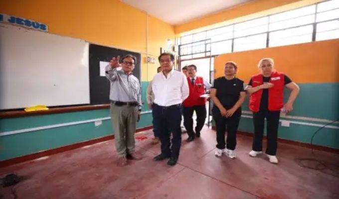 Escolares de Villa El Salvador regresan este lunes a clases tras culminar rehabilitación de colegios