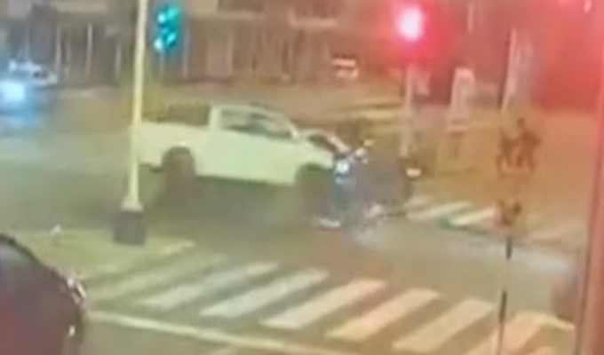 Hombre queda en UCI tras violento choque con patrullero policial en Jesús María