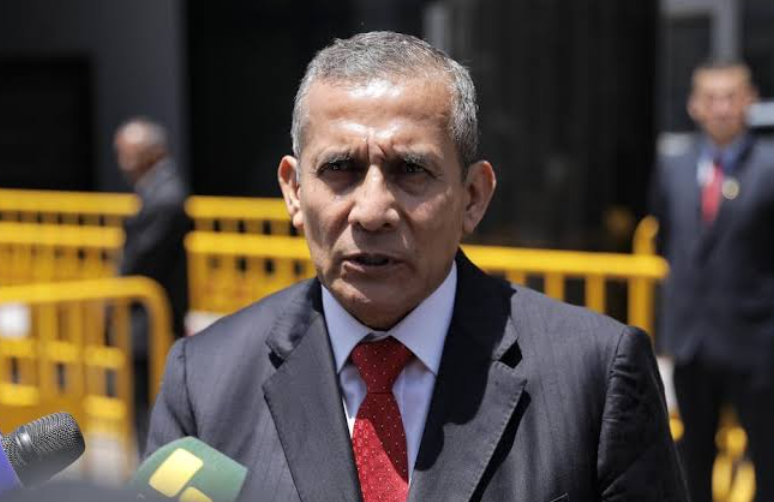 Ollanta Humala reaparece tras salir de prisión y anuncia demanda contra el Estado peruano