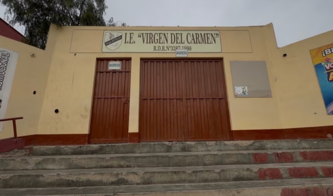 Trujillo: dejan explosivos en la puerta de colegio y suspenden clases por seguridad