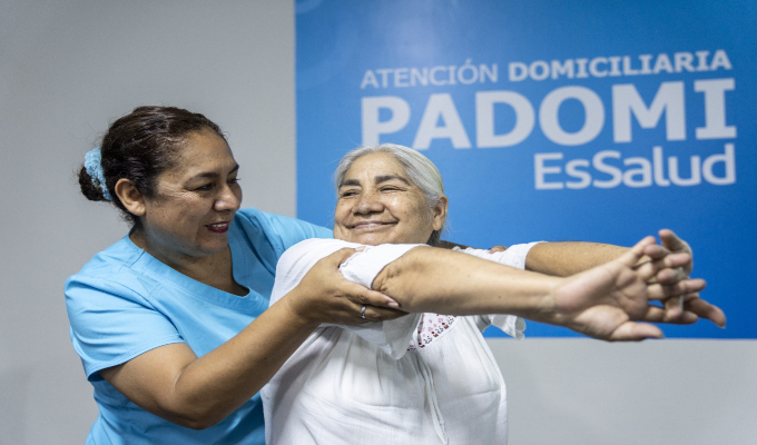 PADOMI de EsSalud supera las 360 mil atenciones de enfermería a domicilio en Lima y Callao
