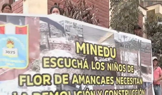 Colegio declarado inhabitable en 2024 continúa abandonado y padres exigen su reconstrucción