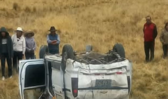 Puno: un muerto y un herido deja despiste de camioneta en la carretera Longitudinal Sierra Sur