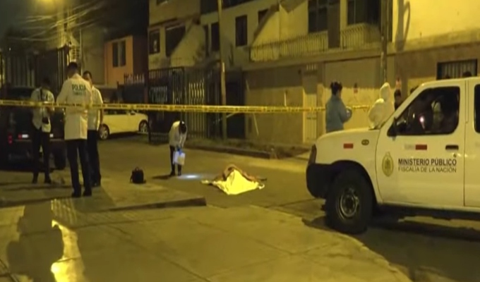 Hombre mata a balazos a su esposa y a su hijo dentro de su vivienda en Santa Anita