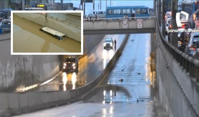 Cierran bypass de Nueva Esperanza por las lluvias en Villa María del Triunfo