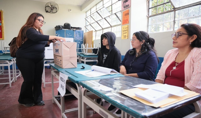 Miembros de mesa pueden registrarse para recibir compensación económica