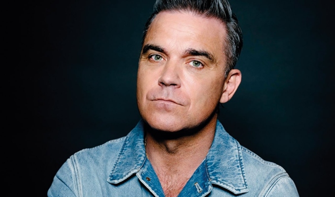 Robbie Williams confirma su llegada a Lima para su primer concierto en Perú