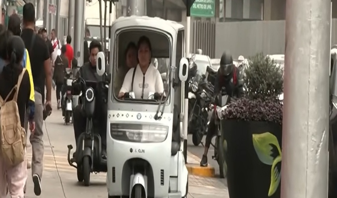 ¡Lima se llena de motos eléctricas! 180 mil unidades circularían por la ciudad