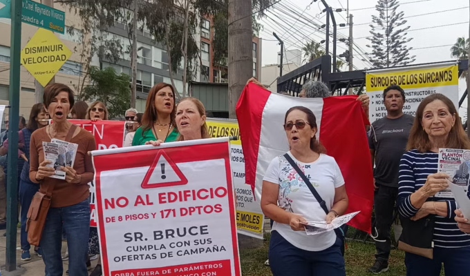 Surco: vecinos protestan por edificio que generaría más tráfico y problemas en servicios básicos