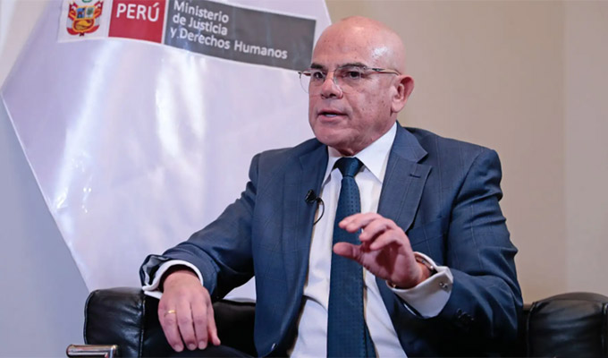 Ministro Álvarez sobre medidas implementadas en las cárceles: Sin orden no hay rehabilitación