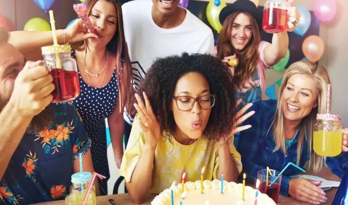 Septiembre concentra más cumpleaños: peruanos lideran compra de regalos en Latinoamérica