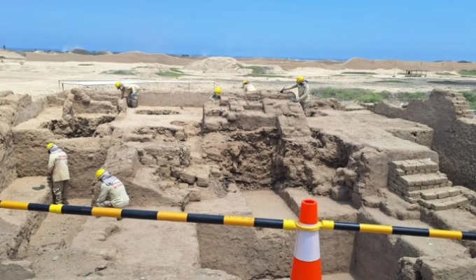 ¡Increíble hallazgo en Chan Chan!: descubren plataforma funeraria con 38 individuos de alto estatus