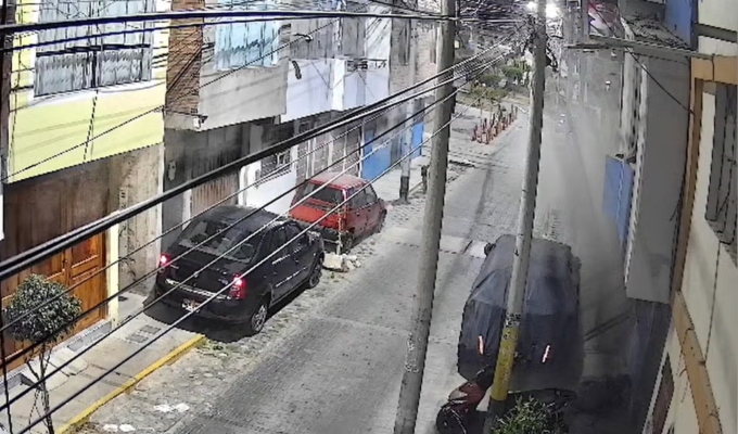 Ataque con explosivo causa daños en vivienda y alarma a vecinos en Arequipa
