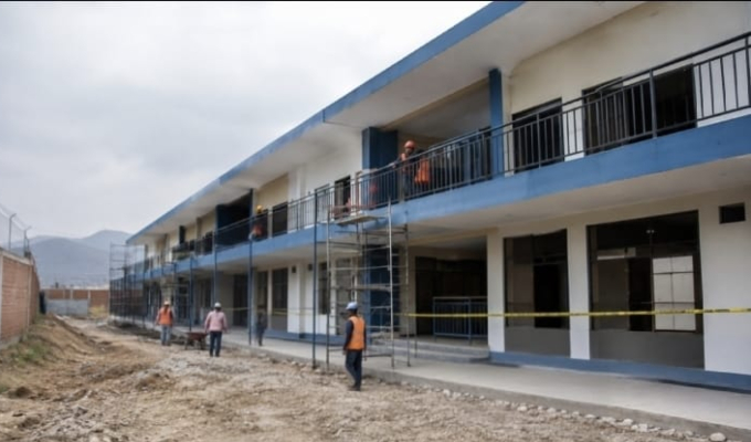 Gobierno anuncia la construcción de 2 mil colegios y la remodelación de 3 mil más