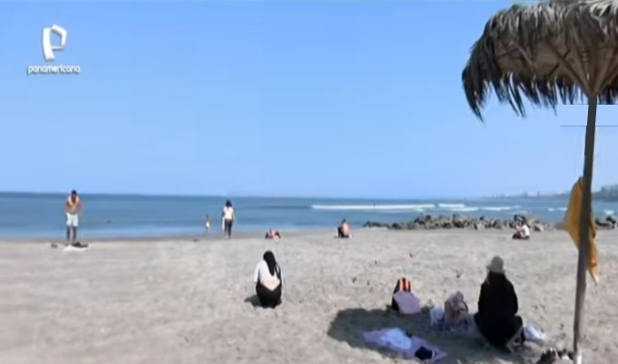 ¡Inició la primavera! Limeños disfrutan del sol y el mar en la playa Los Yuyos