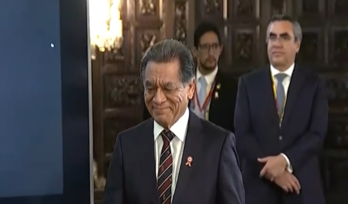 Tres bancadas presentan moción de interpelación contra ministro de Educación José Antonio Chang