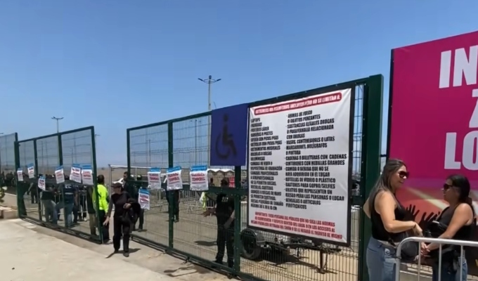Cancelan segundo concierto de Robbie Williams y clausuran Arena 1