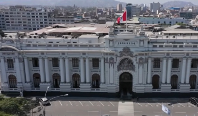 Oficialismo impulsa aprobación de facultades para el Ejecutivo