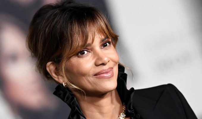 Halle Berry enfrenta restricciones para visitar a su hijo tras denuncia por presunto abuso físico