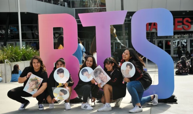 ARMY Perú pide respetar la privacidad de BTS tras aglomeraciones en hotel de Miraflores