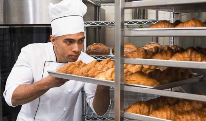 Panaderos alertan que precio del azúcar subió más del 30 % y solicitan medidas al Gobierno
