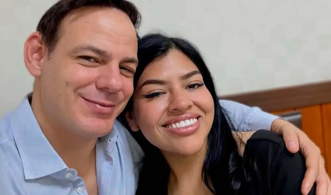 Mark Vito y Leslie Echavarría sorprenden en redes con anuncio sobre su familia