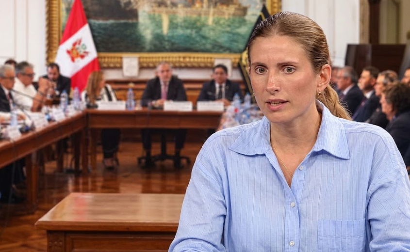 Adriana Tudela sobre aprobación de facultades: “Esto representa un golpe duro para la oposición”