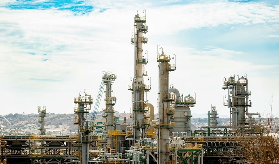 Ecuador venderá al Perú 16,2 millones de barriles de petróleo para abastecer refinería de Talara