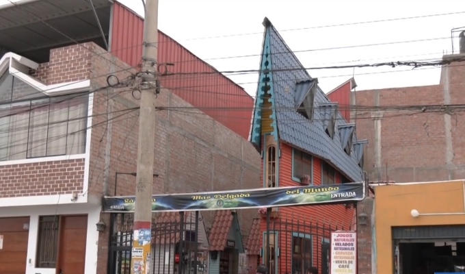 Casa en Aucallama tiene solo 63 cm de ancho: postula al récord Guinness como la más estrecha del mundo