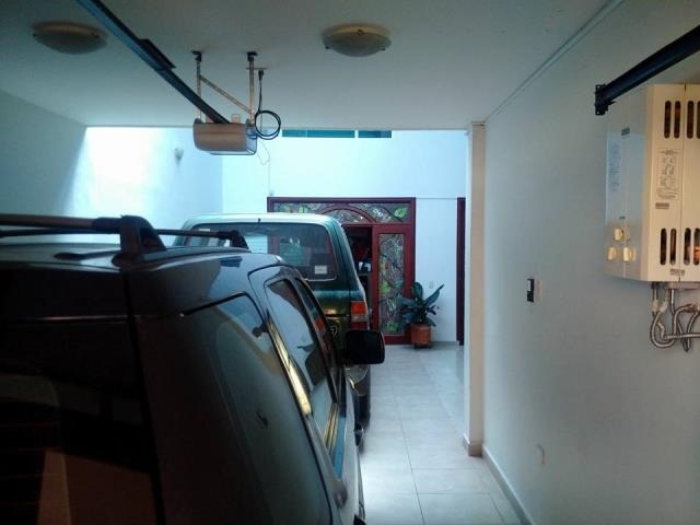 Casa de 9 alcobas en venta en Bolarqui, Bucaramanga, 800 m² · foto 7 de 24