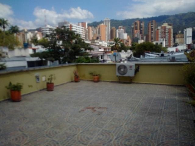 Casa de 9 alcobas en venta en Bolarqui, Bucaramanga, 800 m² · foto 4 de 24