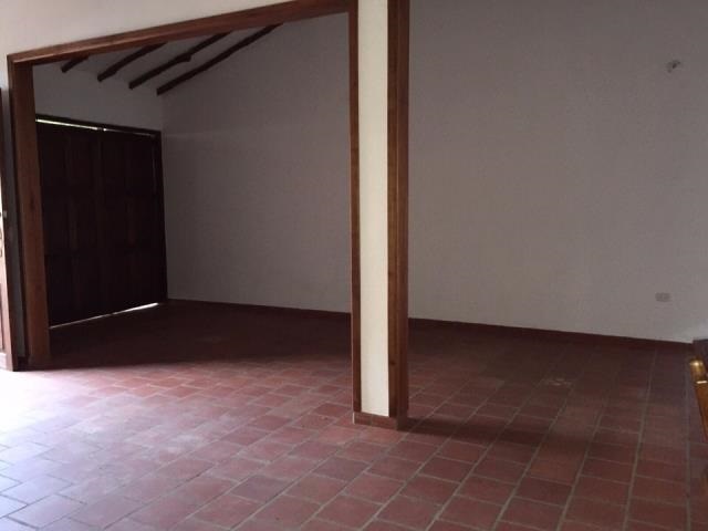 Casa de 3 alcobas en venta en La Ceiba, Bucaramanga, 217 m² · foto 8 de 15
