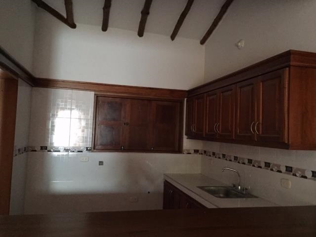 Casa de 3 alcobas en venta en La Ceiba, Bucaramanga, 217 m² · foto 9 de 15