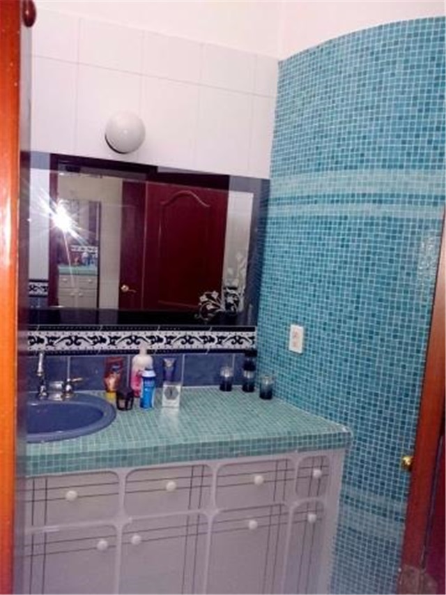 Casa de 6 alcobas en venta en Los Cedros, Bucaramanga, 400 m² · foto 20 de 24