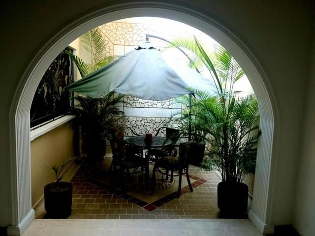 Casa de 6 alcobas en venta en Los Cedros, Bucaramanga, 400 m² · foto 6 de 24