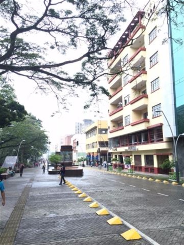 Edificio en venta en San Pedro, Cali, 3500 m² · foto 2 de 3