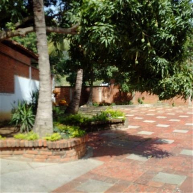 Local en venta en Quintas Del Llanito, Girón, 2400 m² · foto 18 de 20
