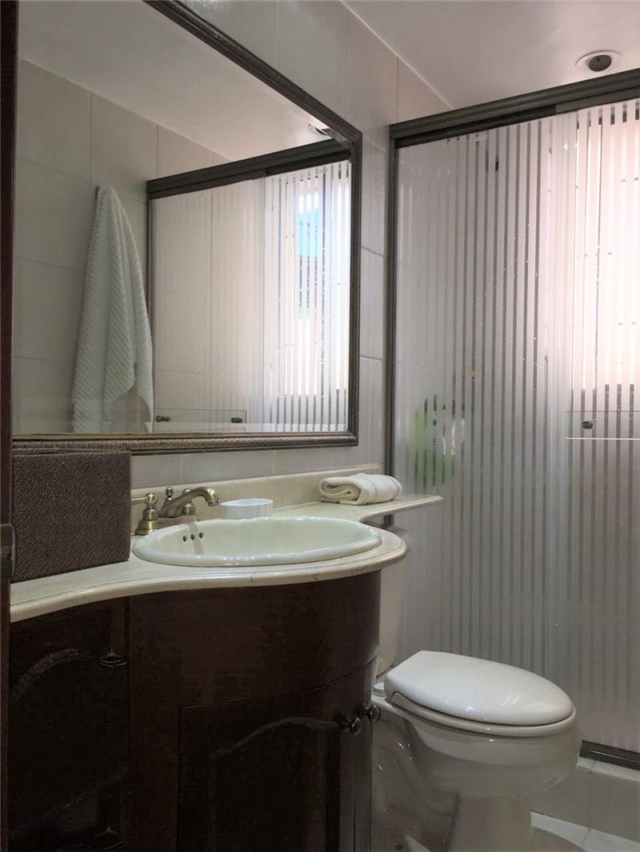 Apartamento de 3 alcobas en venta en Chico, Bogotá, 135 m² · foto 9 de 18