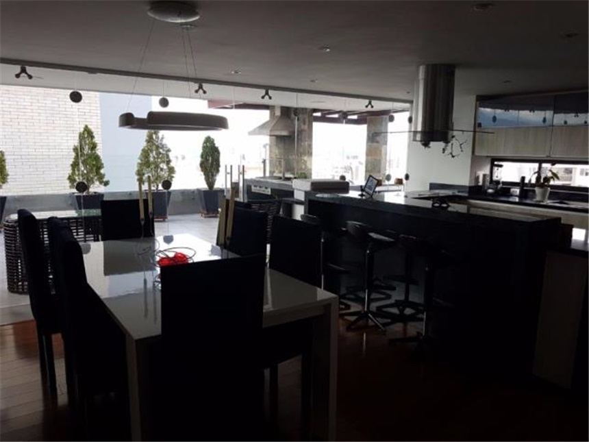 Apartamento de 2 alcobas en venta en Cabecera Del Llano, Bucaramanga, 328 m² · foto 8 de 24