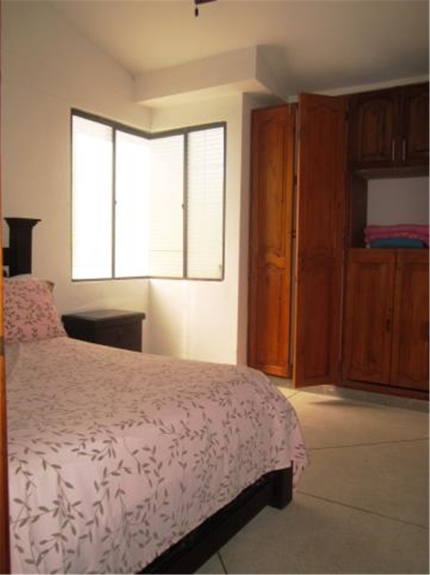 House in Pereira, Sector Galeria Central - More