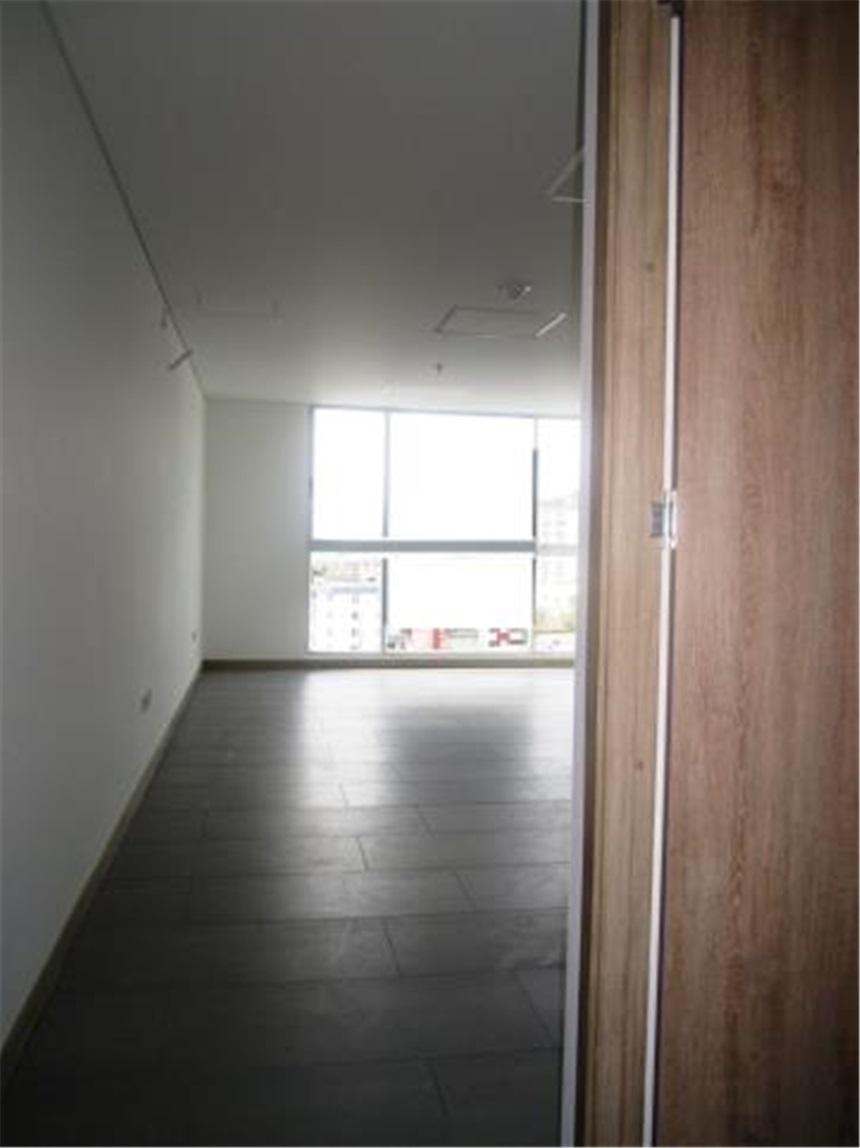 Oficina en Arriendo - Vista 2
