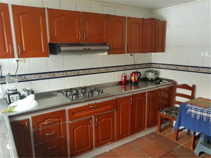Casa de 5 alcobas en venta en Sotomayor, Bucaramanga, 520 m² · foto 3 de 23