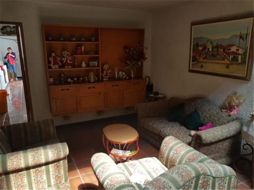 Casa de 5 alcobas en venta en Sotomayor, Bucaramanga, 520 m² · foto 6 de 23