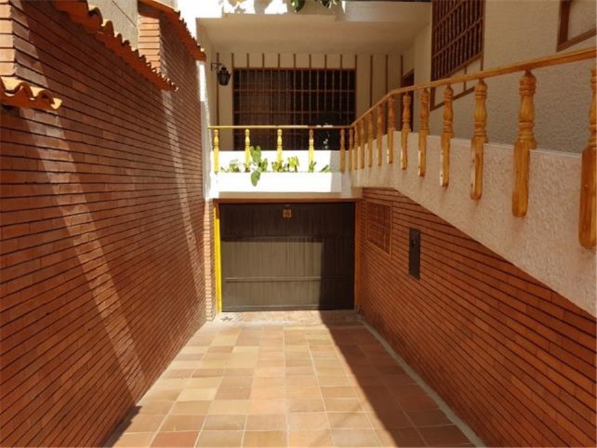 Casa de 5 alcobas en venta en Sotomayor, Bucaramanga, 520 m² · foto 9 de 23