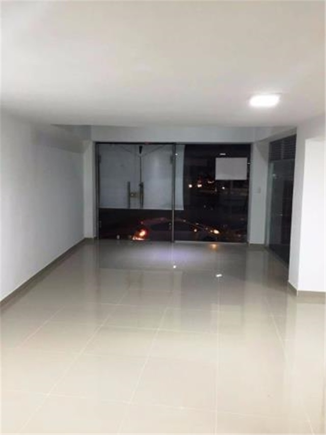 Local en Arriendo - Vista 4