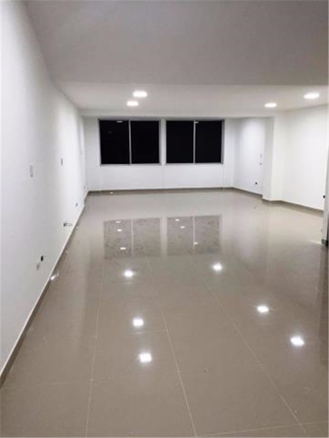 Local en Arriendo - Vista 3