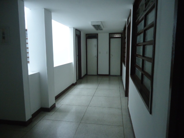 Edificio en venta en El Centro, Manizales, 800 m² · foto 9 de 18