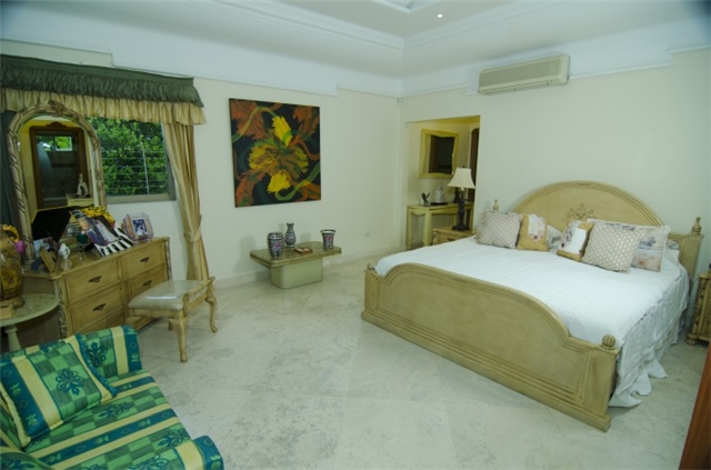 Casa de 8 alcobas en venta en Villa Campestre, Barranquilla, 2000 m² · foto 7 de 17